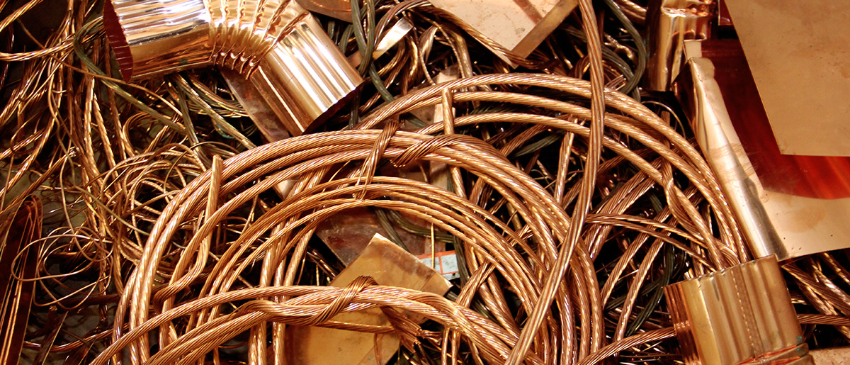 Pile of bright copper scrap